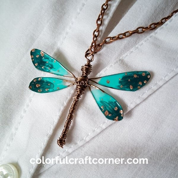 DIY wire dragonfly pendant